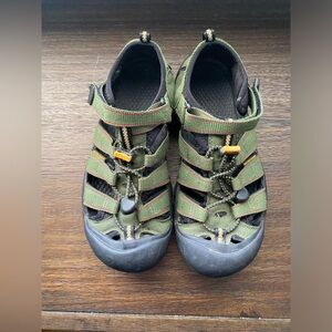 Keen Newport Sport Sandals Men’s Size 6 Waterproof Hiking Avocado Green